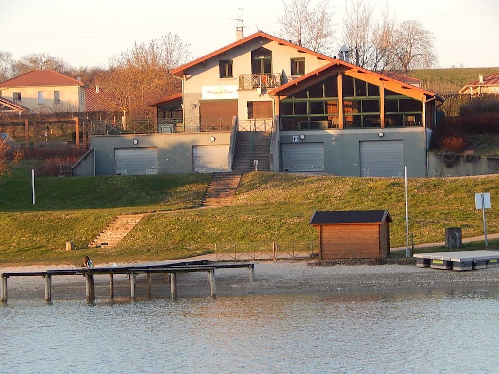 Camping Du Moulin Meyrieu-les-Etangs Bagian luar foto